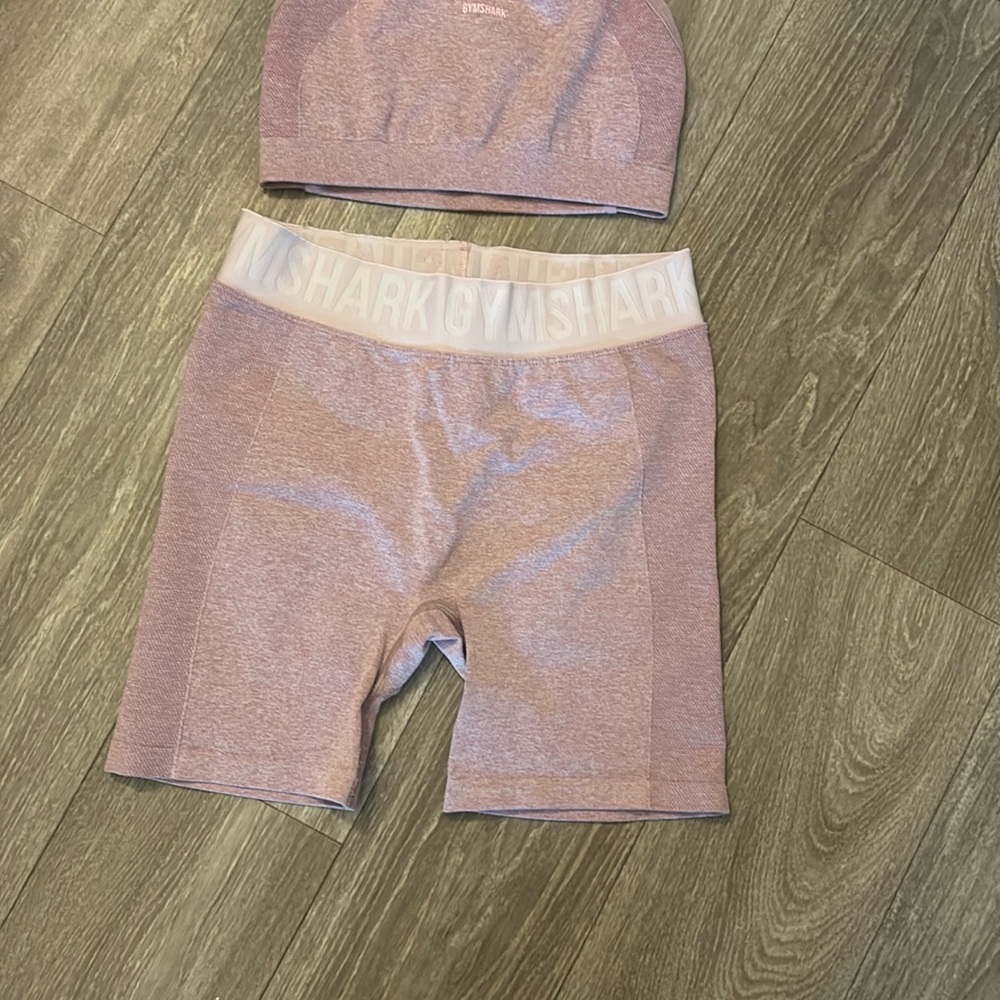 Gymshark FLEX Activewear Set
